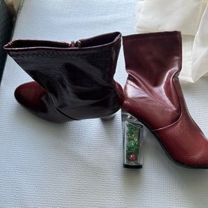 Burgundy mushroom heel faux leather booties